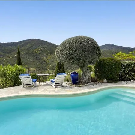 With Pool And View * Roquebrune-sur-Argens
